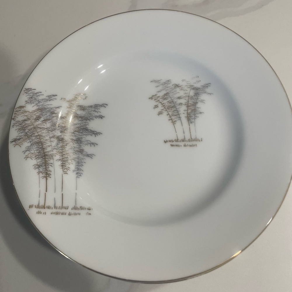 Six Fukagawa Arita Gold Hand Painted Dessert/Bread Plates